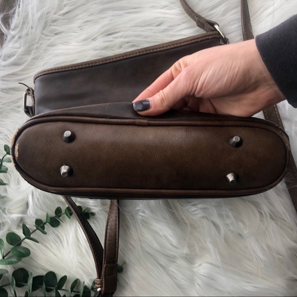 Trinity Ranch Leather Purse - Picture 8 of 13